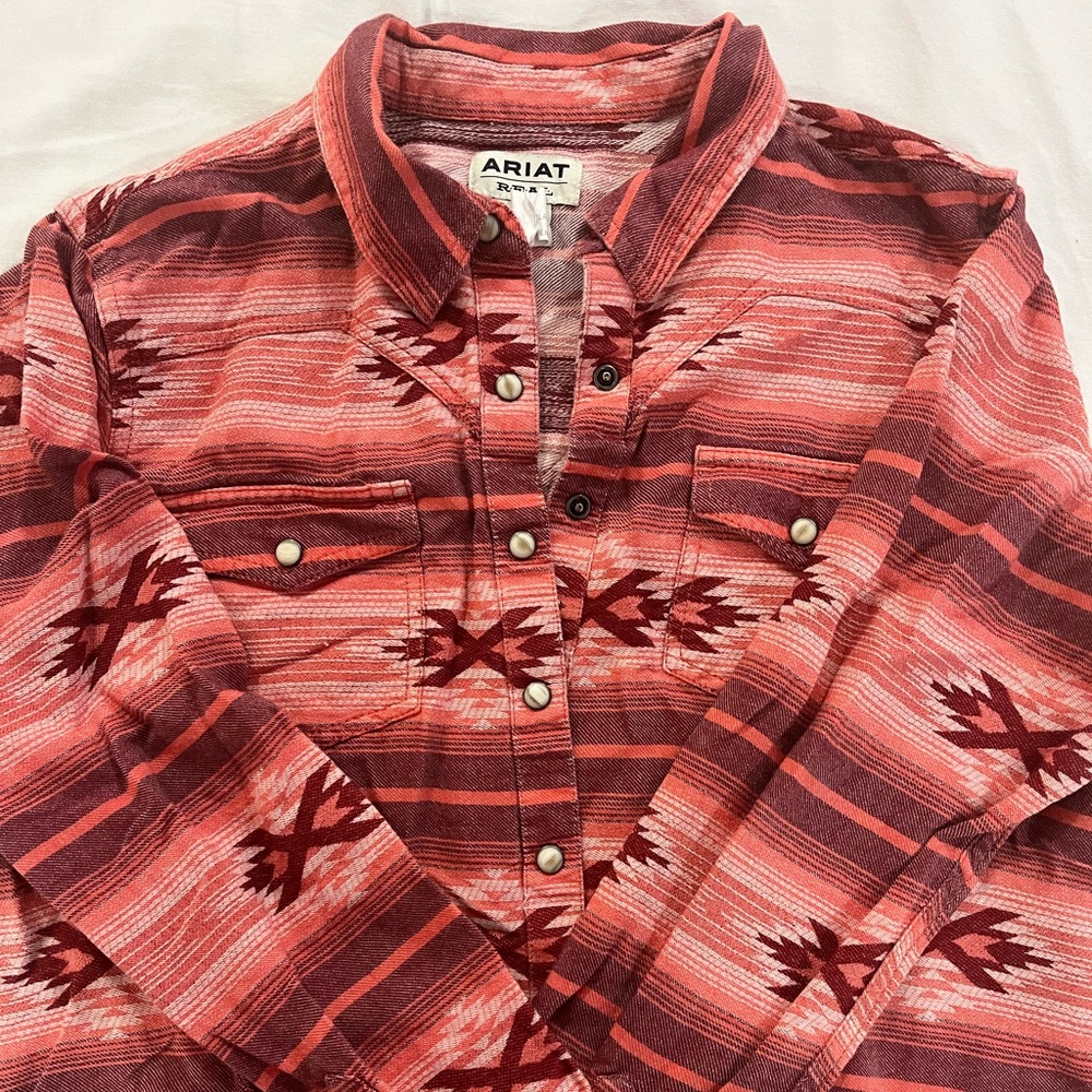 ARIAT WOMENS BUTTON DOWN SHIRT